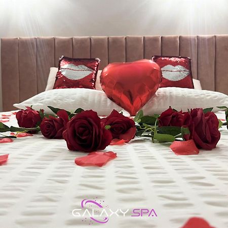 Galaxy Spa - Suite Venus Jacuzzi Et Sauna Privatif Champigneulles Kültér fotó