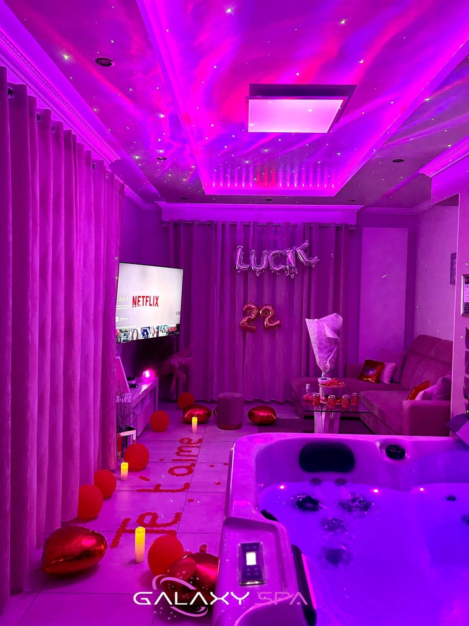 Galaxy Spa - Suite Venus Jacuzzi Et Sauna Privatif Champigneulles Kültér fotó