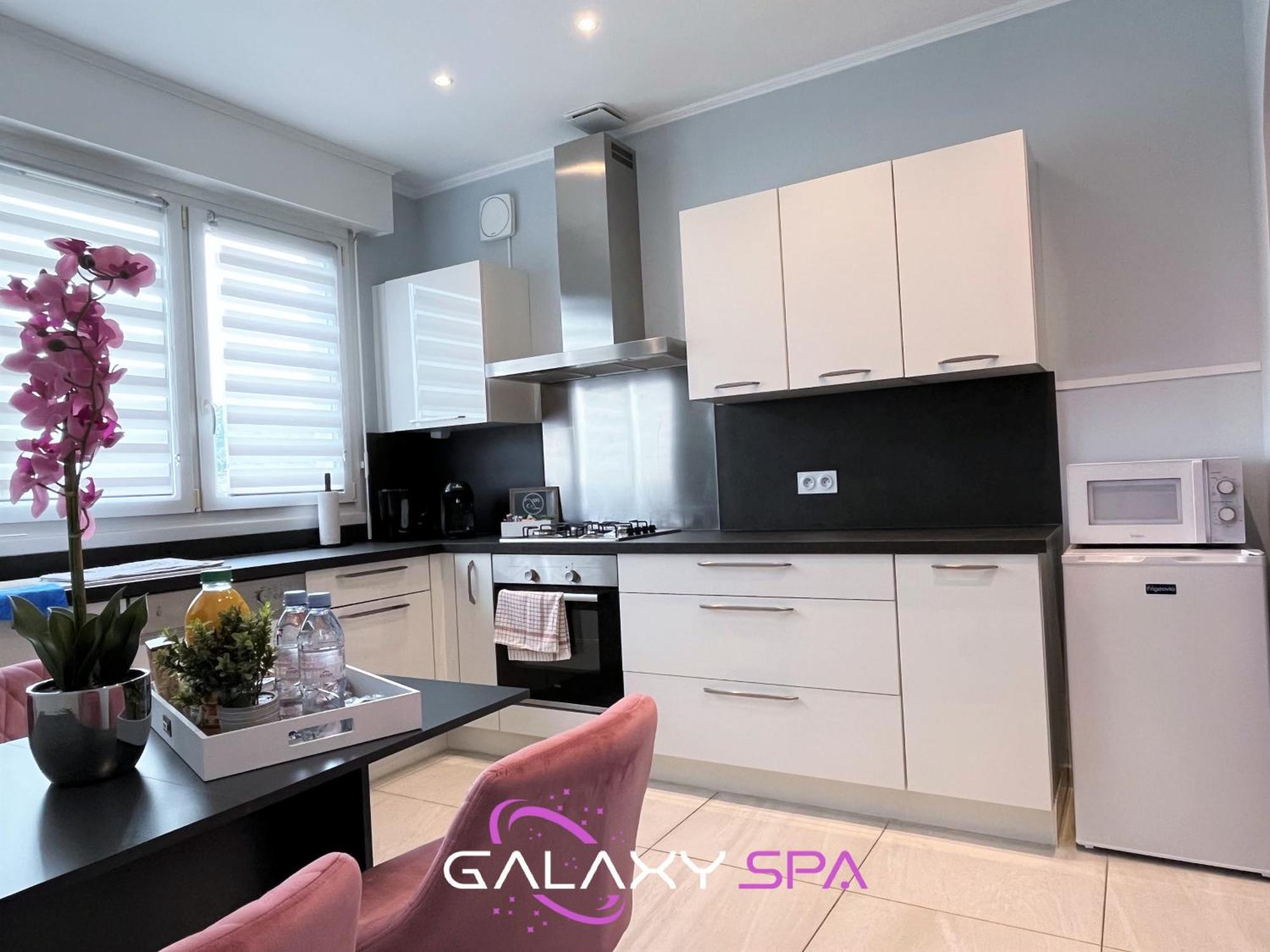 Galaxy Spa - Suite Venus Jacuzzi Et Sauna Privatif Champigneulles Kültér fotó