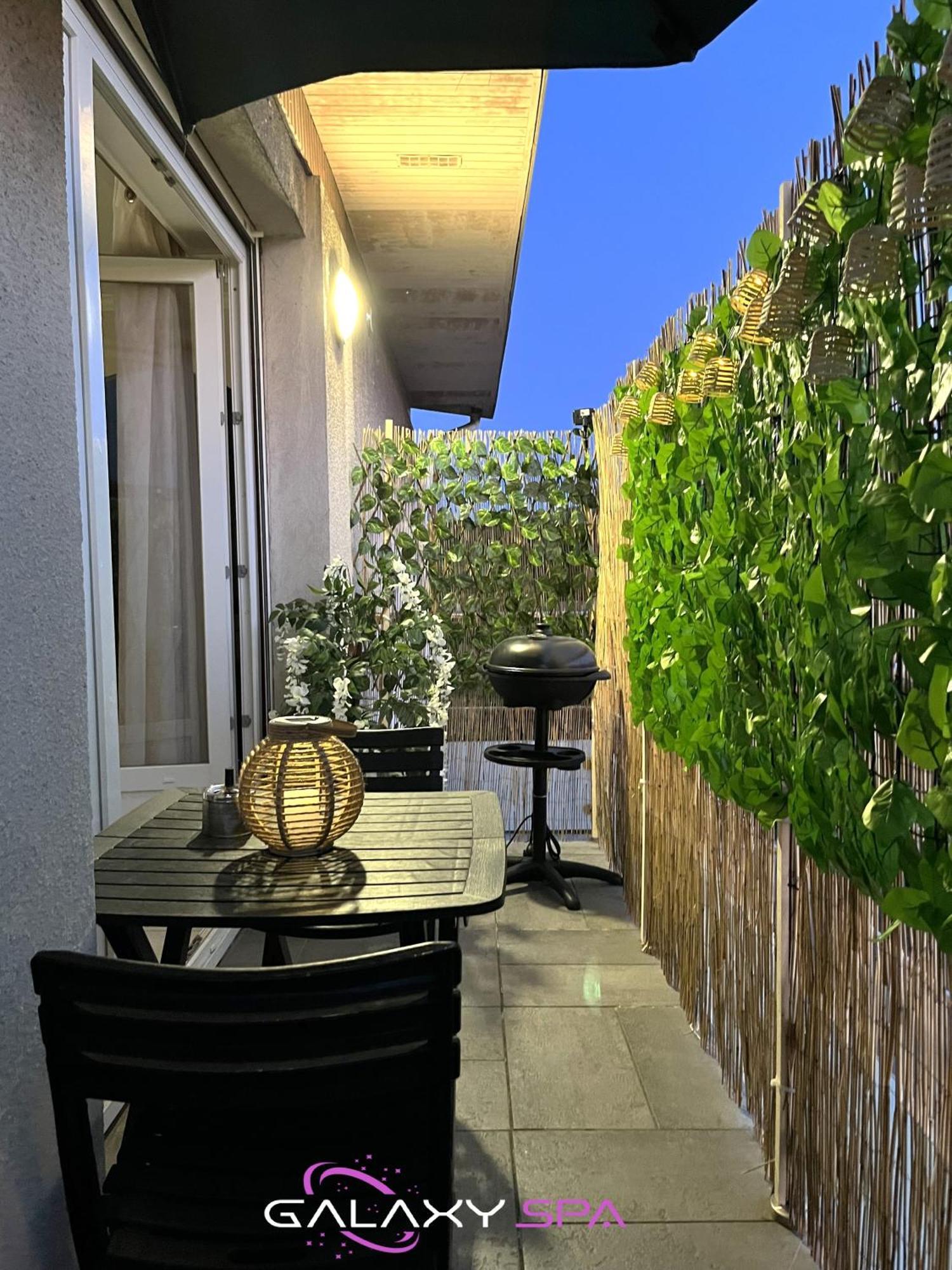 Galaxy Spa - Suite Venus Jacuzzi Et Sauna Privatif Champigneulles Kültér fotó